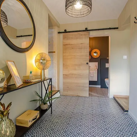 Les Rives Champenoises בית נופש